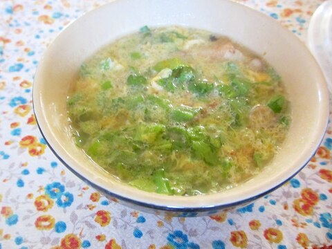 春菊と卵の豆乳味噌スープ